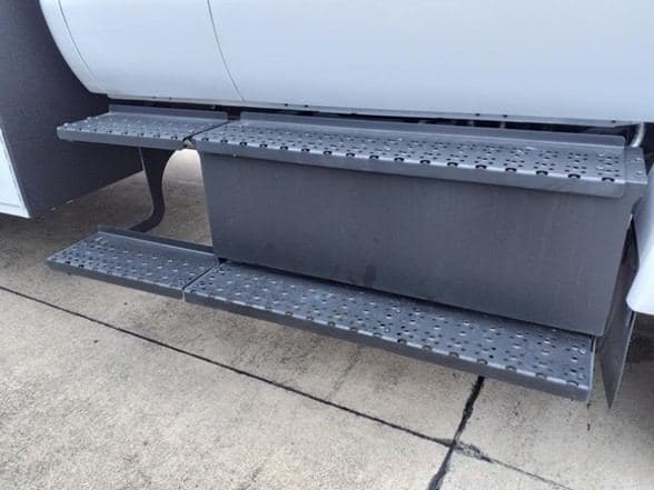 2025 Ford 4143D image 18