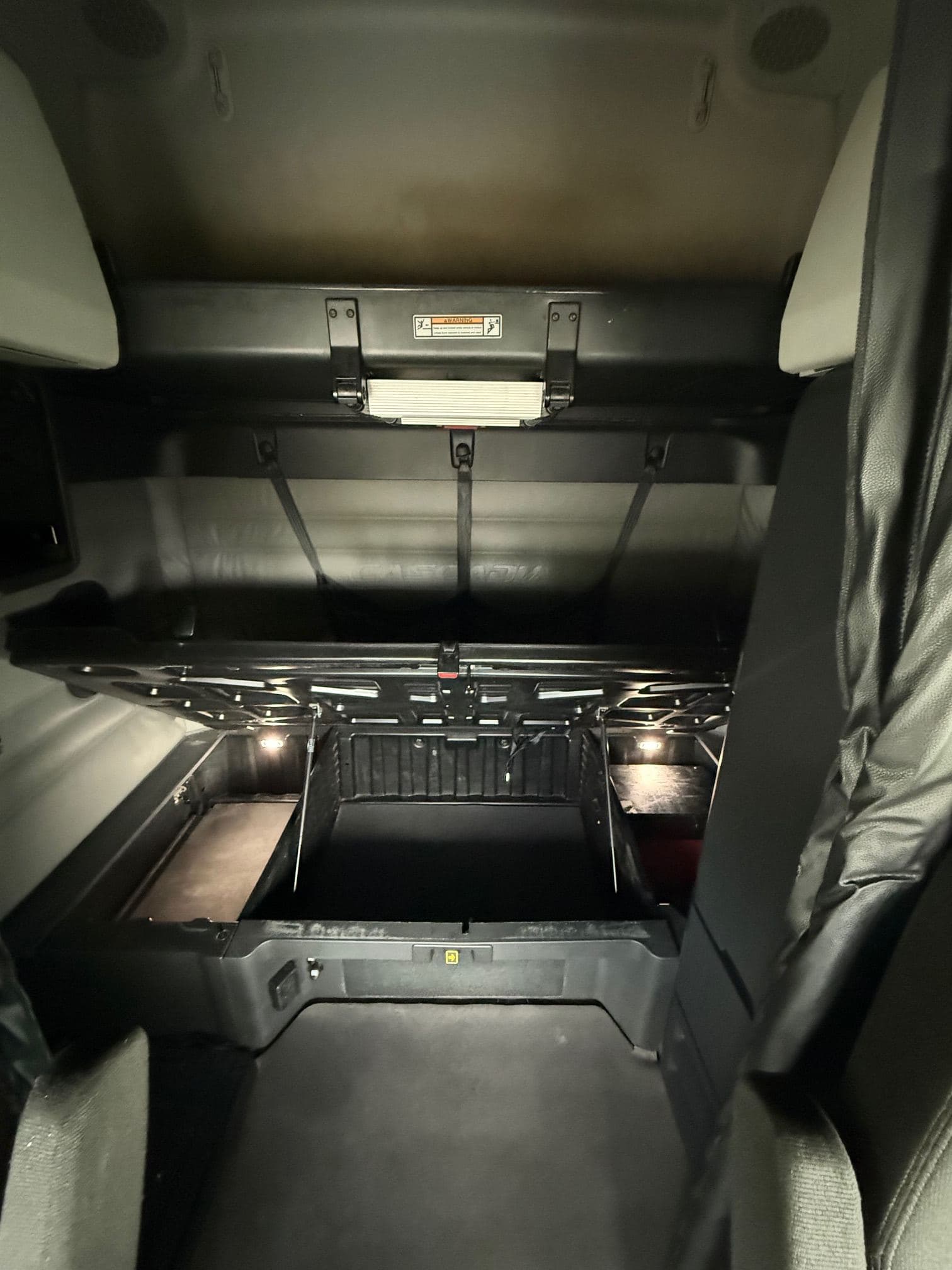 2023 Freightliner Cascadia image 9