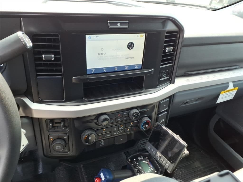 2026 Ford F550 XLT image 19