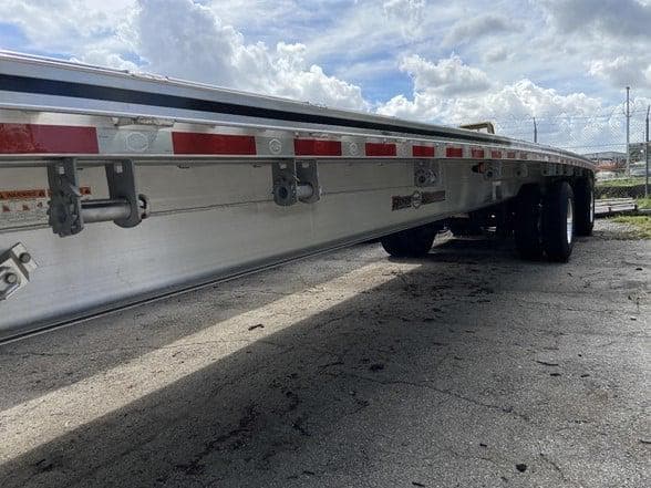 2025 Mac Trailer Mfg 1650 Cft image 4