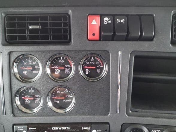 2026 Kenworth T880 image 18