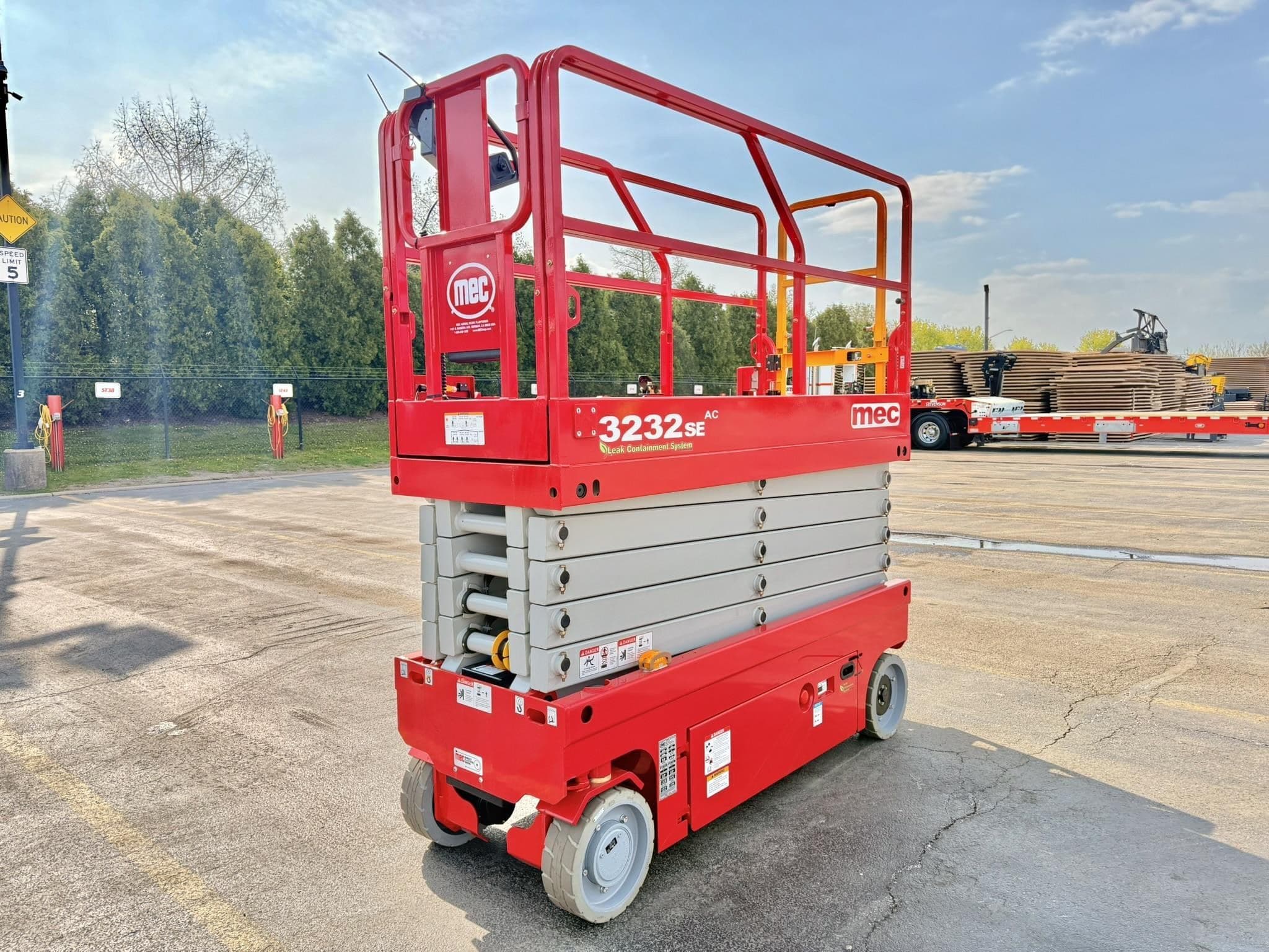 2025 MEC 3232SE AC image 1