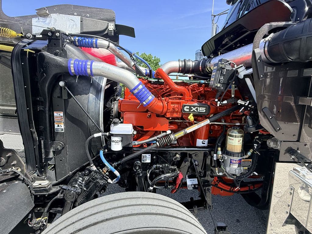 New 2027 KENWORTH W900L image 6