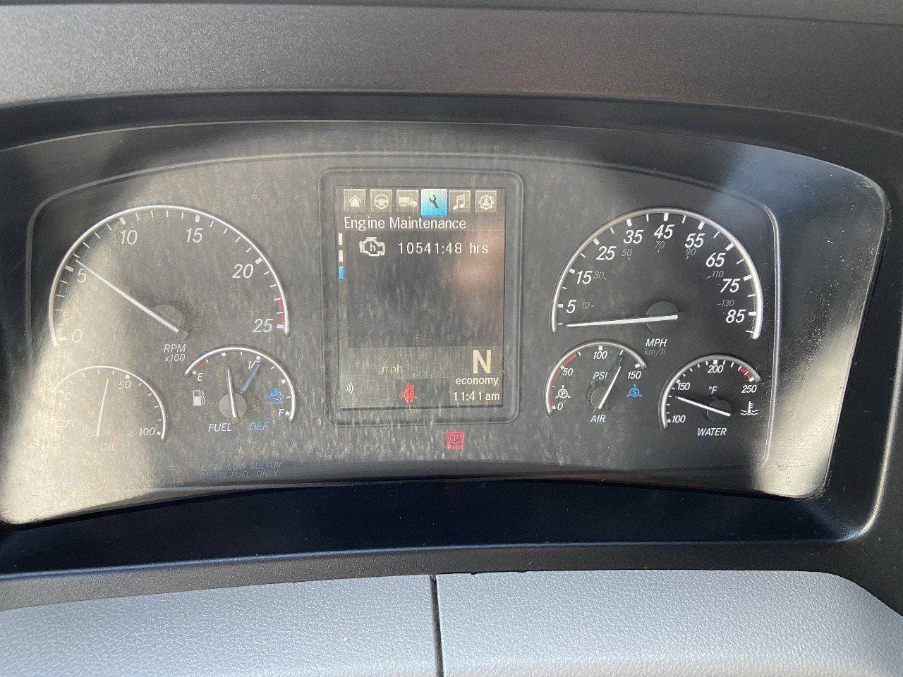 2020 FREIGHTLINER Cascadia CA126 Tandem Axle Sleeper image 14