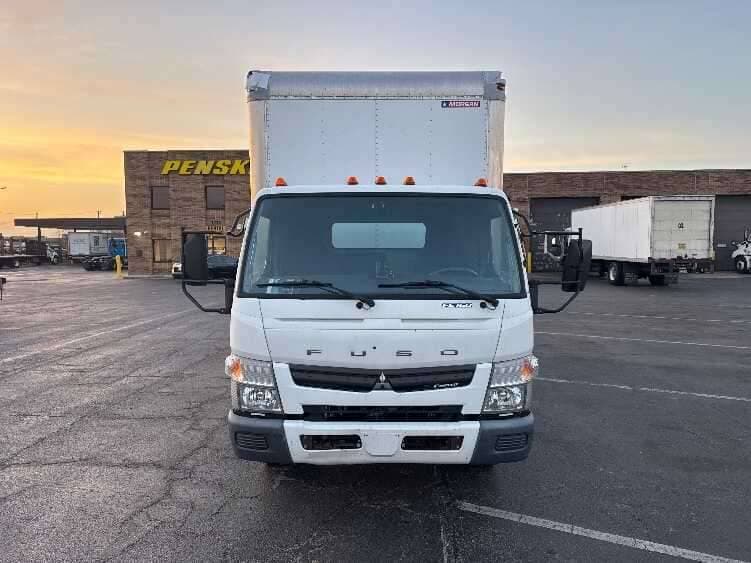 2017 MITSUBISHI FUSO FEC72S image 2