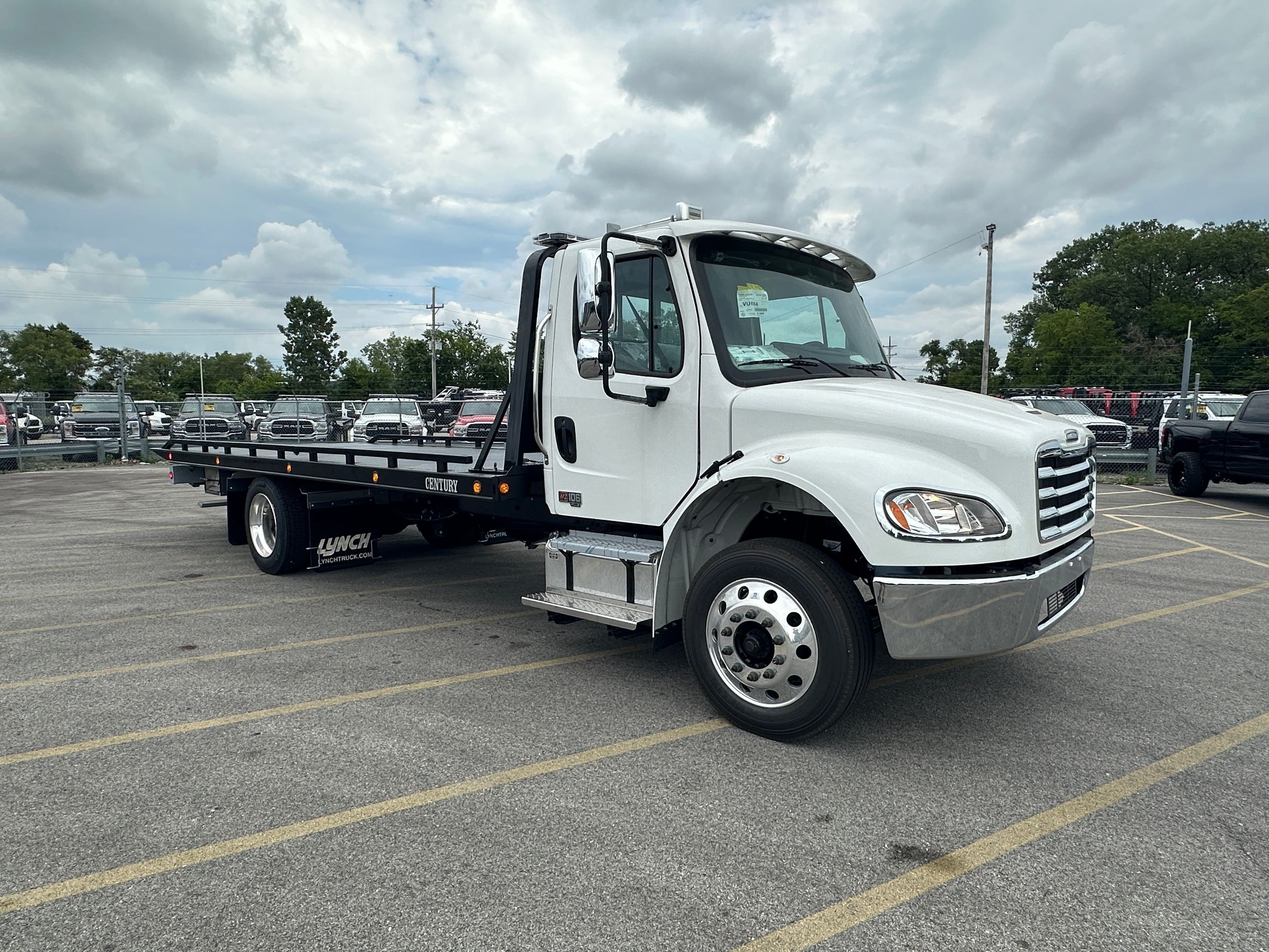 2025 Freightliner M2 106 Medium Duty WITH A CENTURY 21.5' STEEL CARRIER  (SK#: 6254C)  image 8