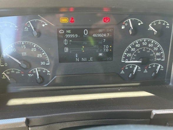 2023 Volvo VNL64T760 image 8