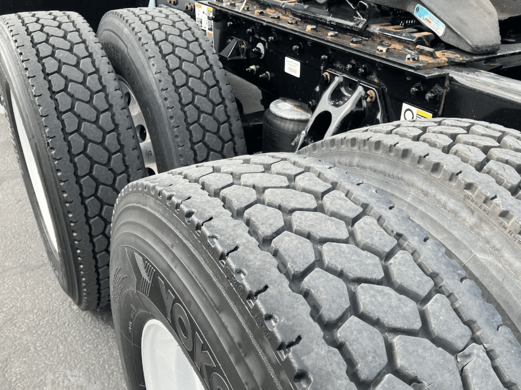 2020 Kenworth T680 image 7