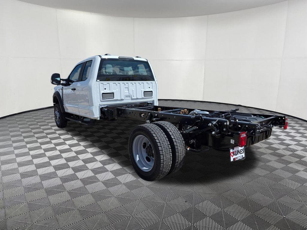2026 Ford F-450SD XL DRW image 5