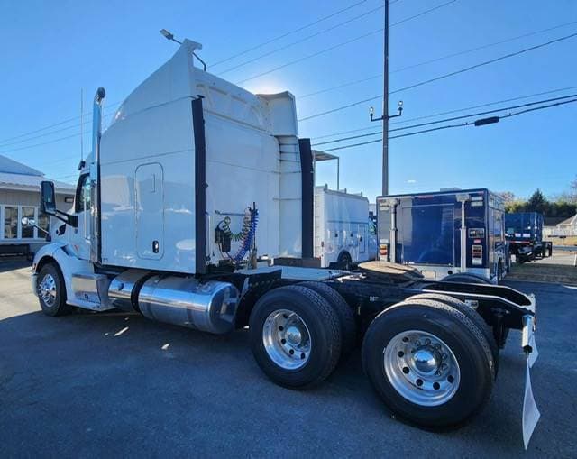 2014 Peterbilt 365 image 14