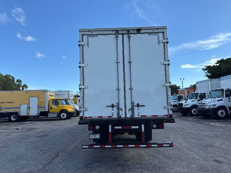 2022 International MV607 Box Truck - 220HP, 6 Speed Automatic, Swing Door image 7