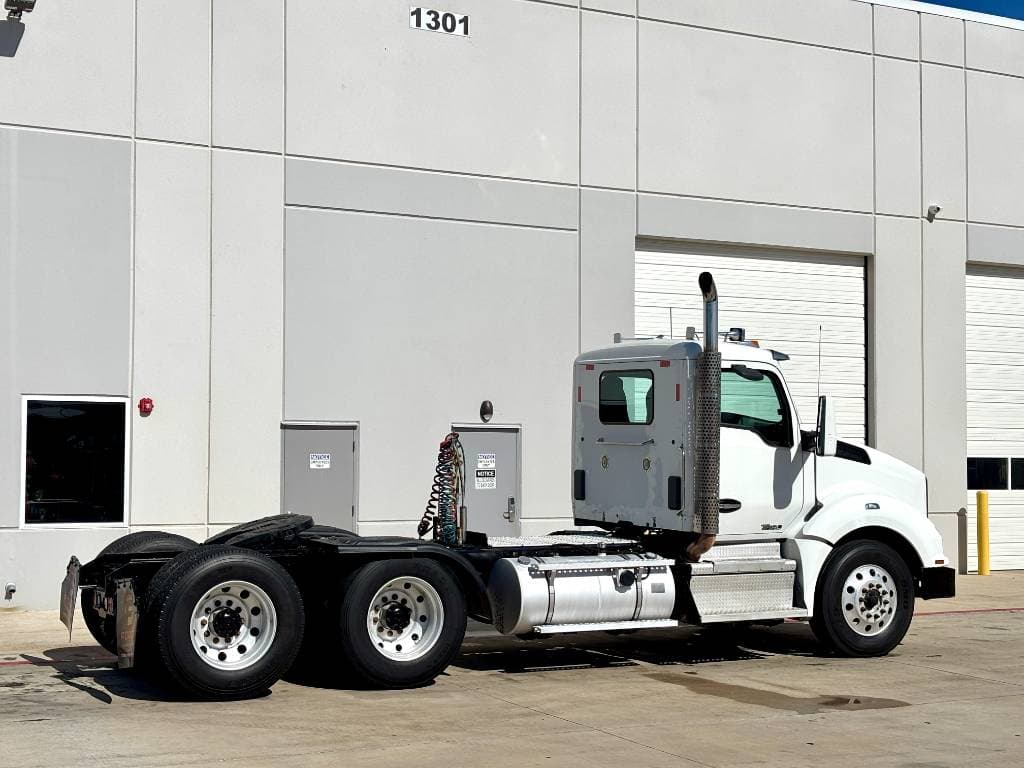 2021 Kenworth T880 image 5