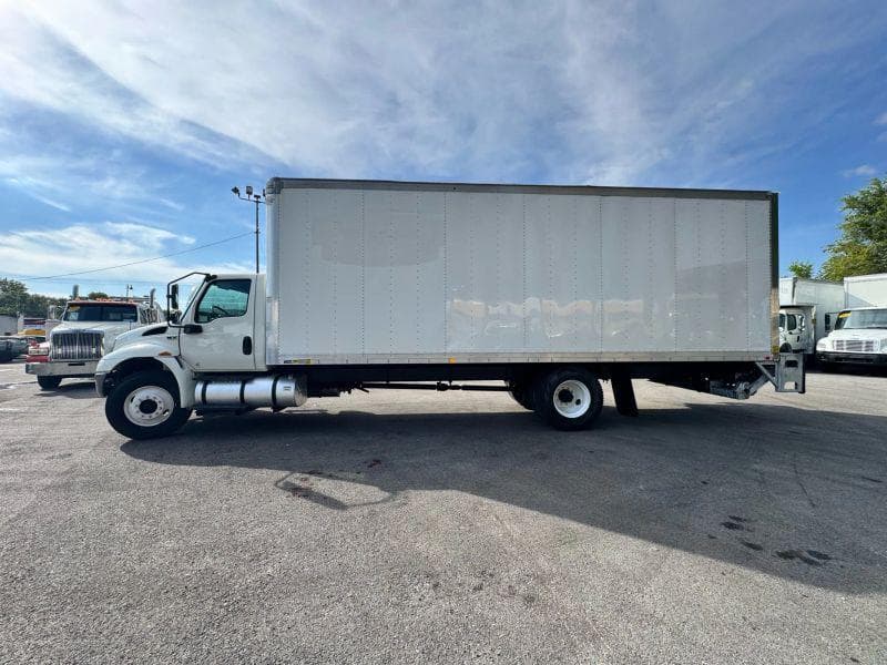 2020 International MV607 image 6