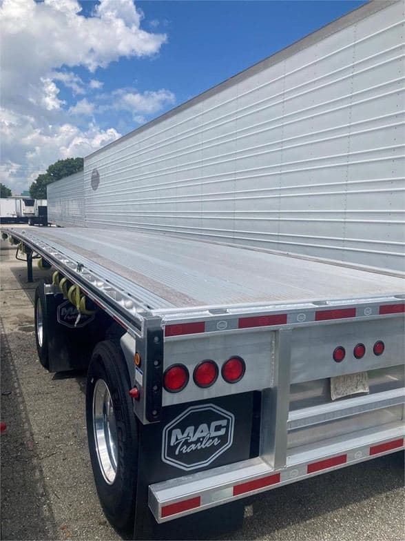 2025 MAC TRAILER MFG ROAD WARRIOR TNH65780LAK Web image 2