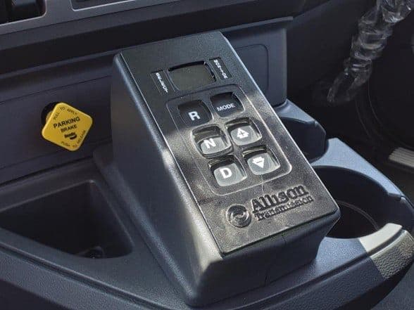 2025 Kenworth T880 image 20