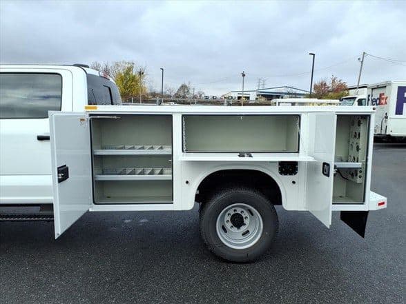 2026 Ford F350 SD XL image 9