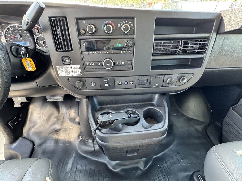 2021 GMC Commercial Vans image 59