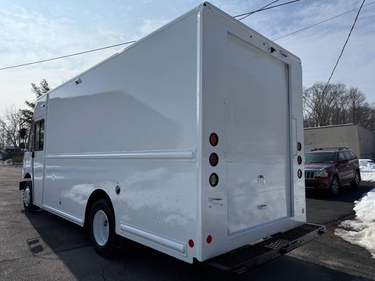 2021 Freightliner MT45 image 3