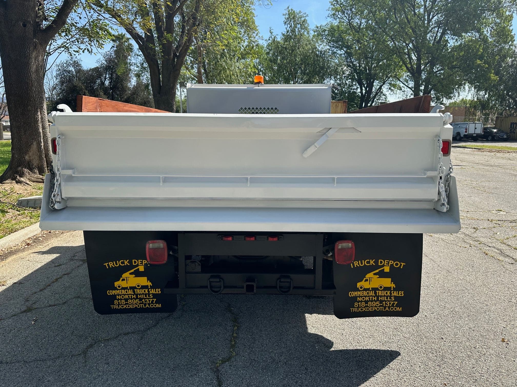 2011 Ford F-450 Gravel Dump Truck image 10