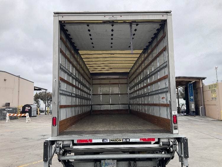 2022 International MV607 Box Truck - 220HP, 6 Speed Automatic, Roll up Door image 8