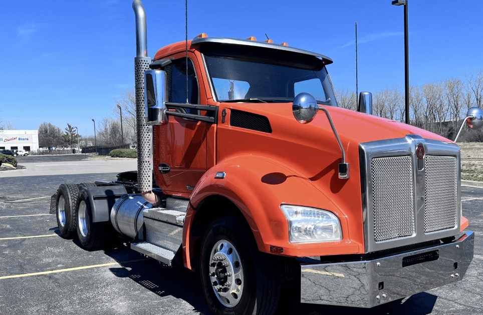 2020 Kenworth T880 image 1