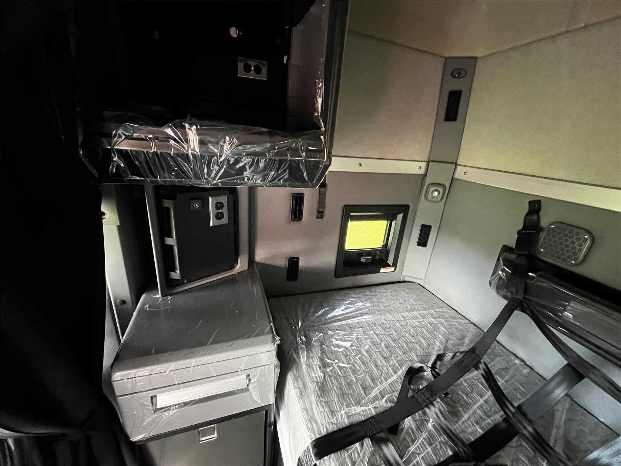 New 2025 MACK ANTHEM 64T Conventional - Sleeper Truck image 6