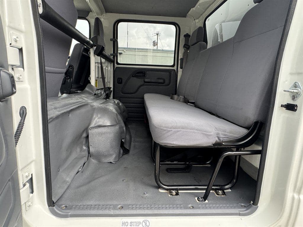 2021 Isuzu NPR XD image 54