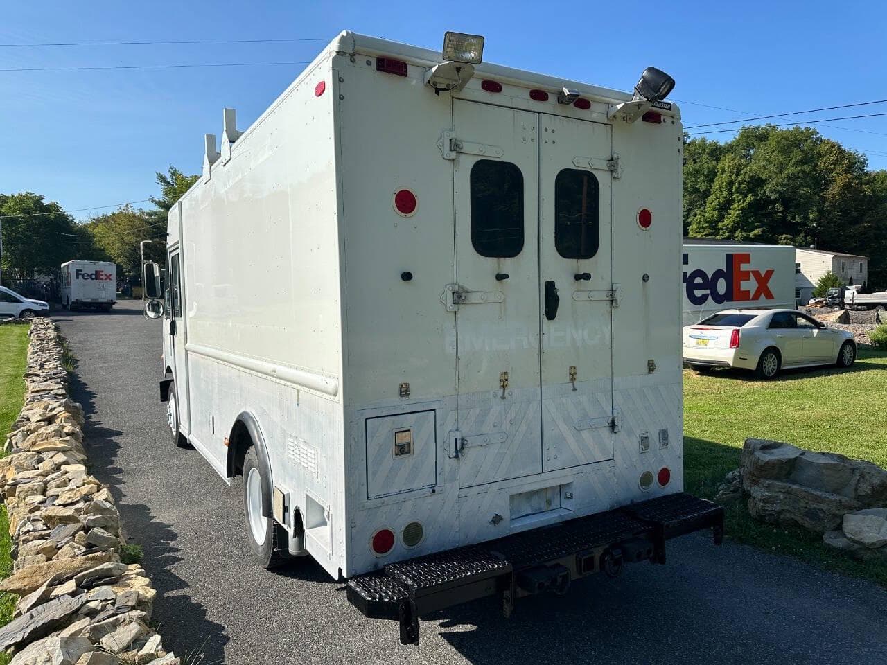 2014 Freightliner MT45 image 7