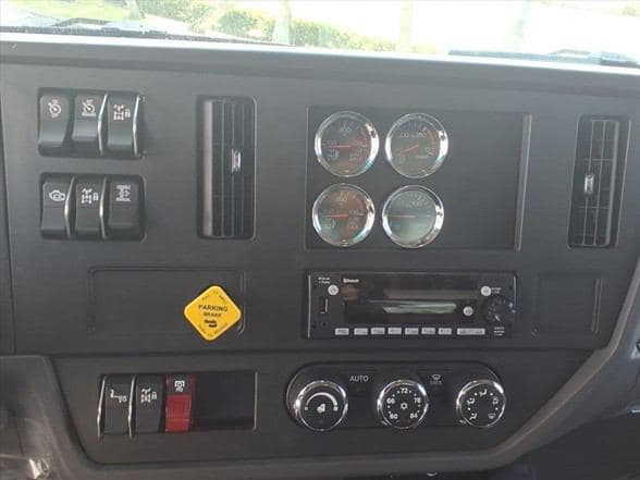 2025 Kenworth D5 image 15