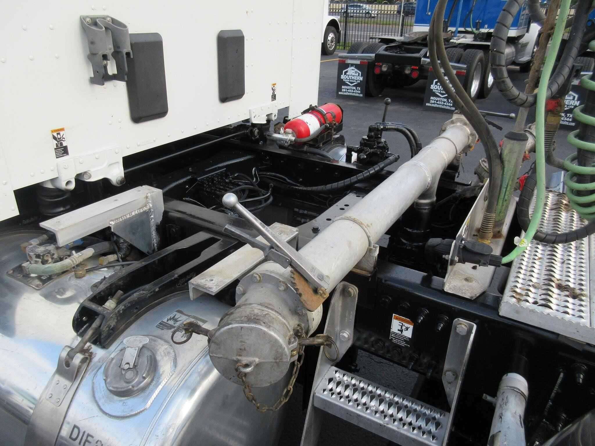 2019 Peterbilt 567 image 18