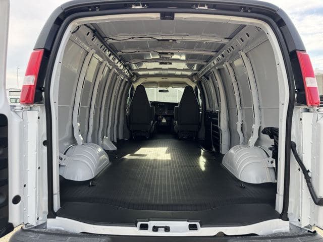 2025 Chevrolet Express 2500 Work Van Cargo image 12
