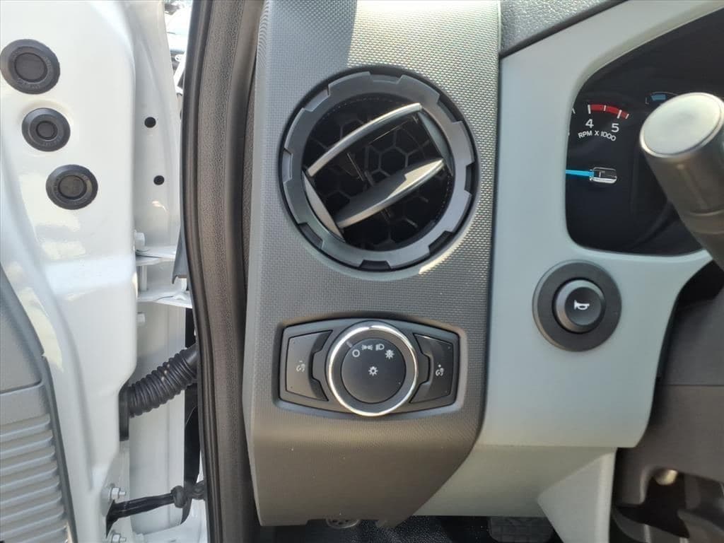 2027 Ford F750 SD image 13