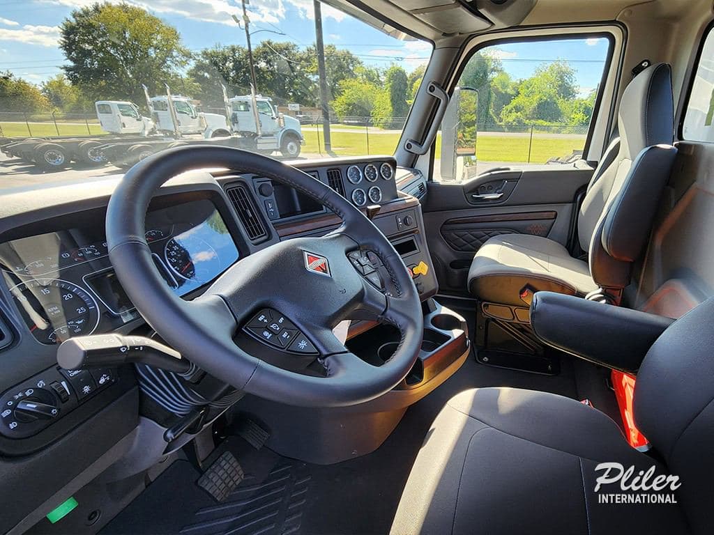 2025 INTERNATIONAL LT SN298703 image 11
