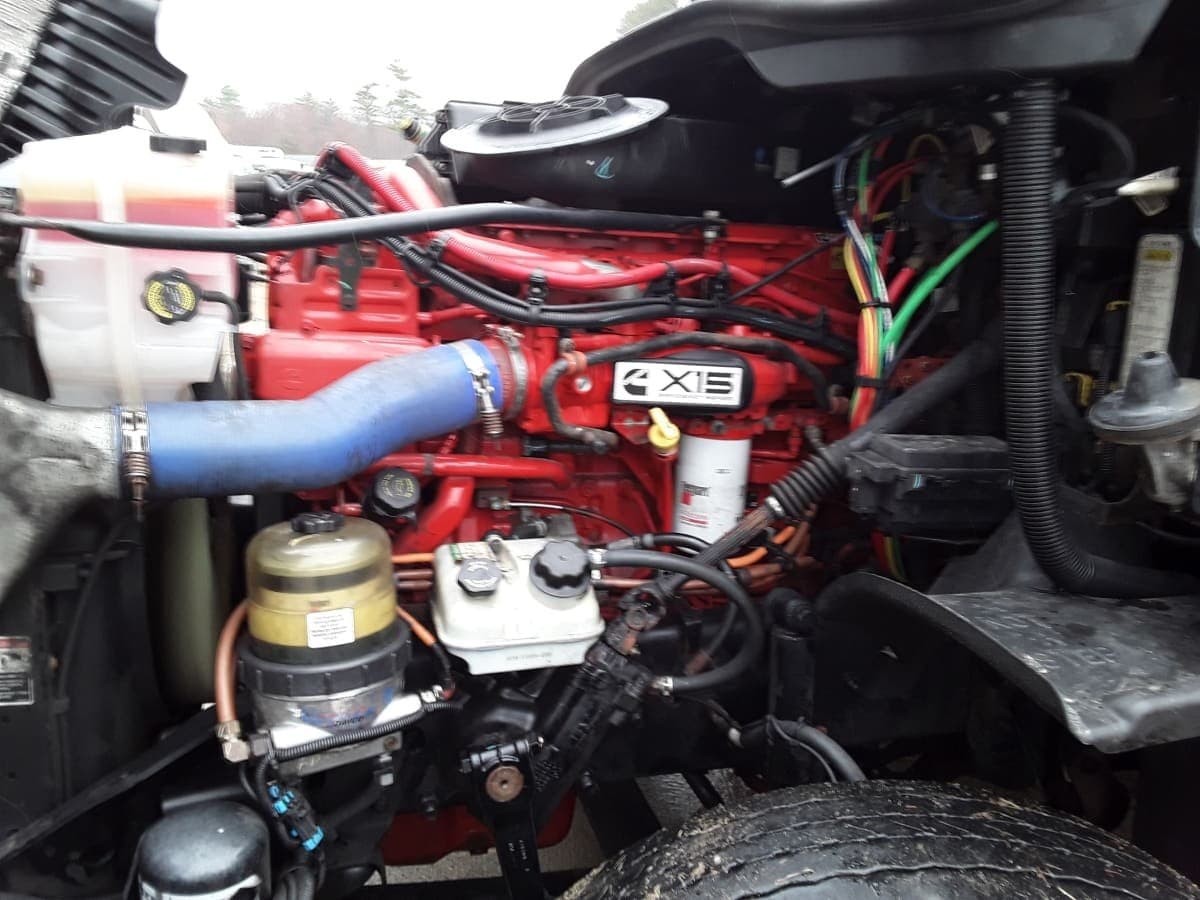 Used 2019 FREIGHTLINER Conventional - Day Cab - CASCADIA 125 For Sale image 9