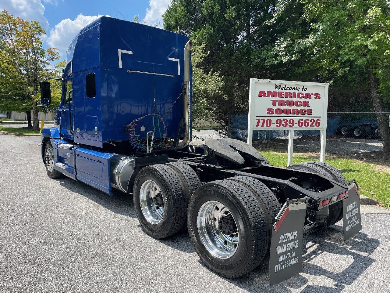 2019 Mack Anthem image 5