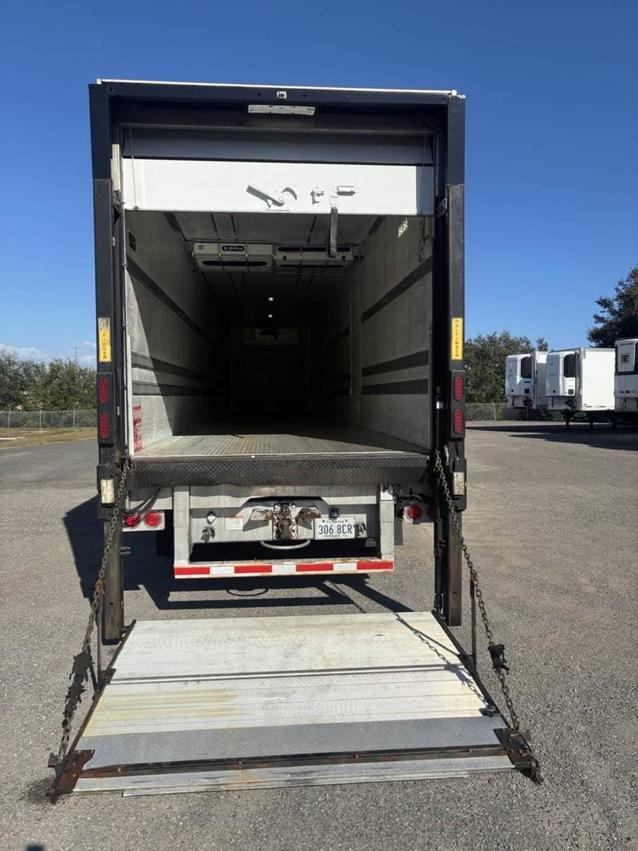 2016 Great Dane 7211TZ-1 48 ft Reefer Trailer - Single Axle, Roll up Door, Liftgate image 8