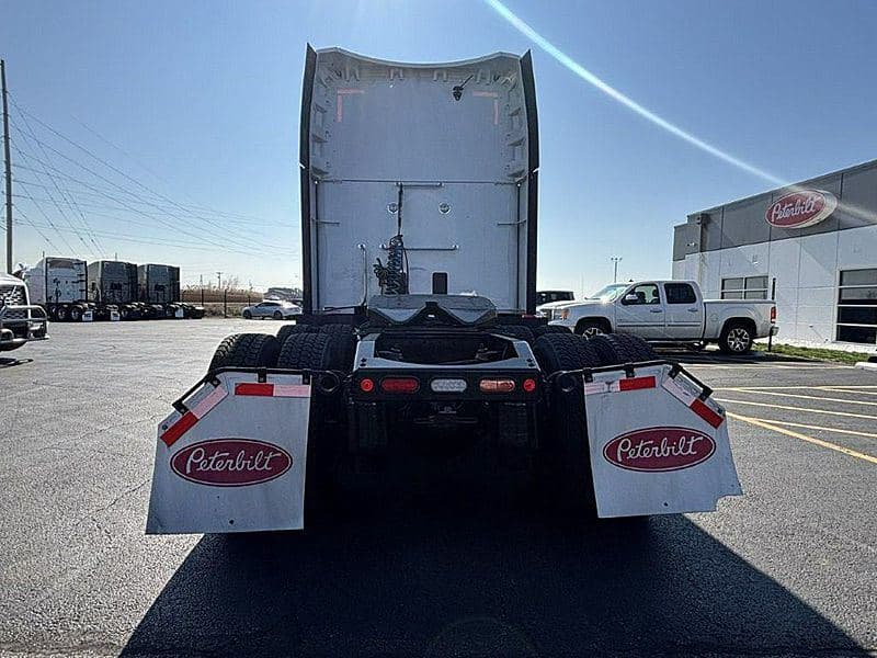2024 Peterbilt 579 image 5