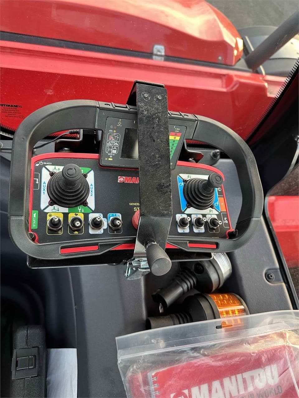 2023 MANITOU MHT11250 MH4469 image 13