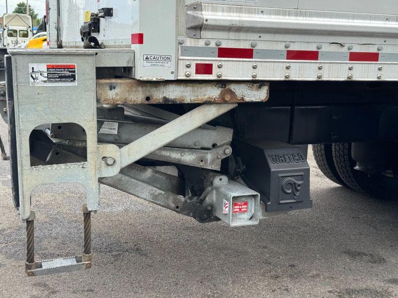 2019 International MV607 image 13