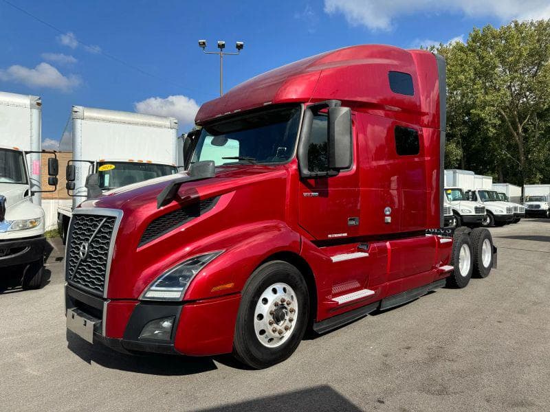 2021 Volvo VNL image 4