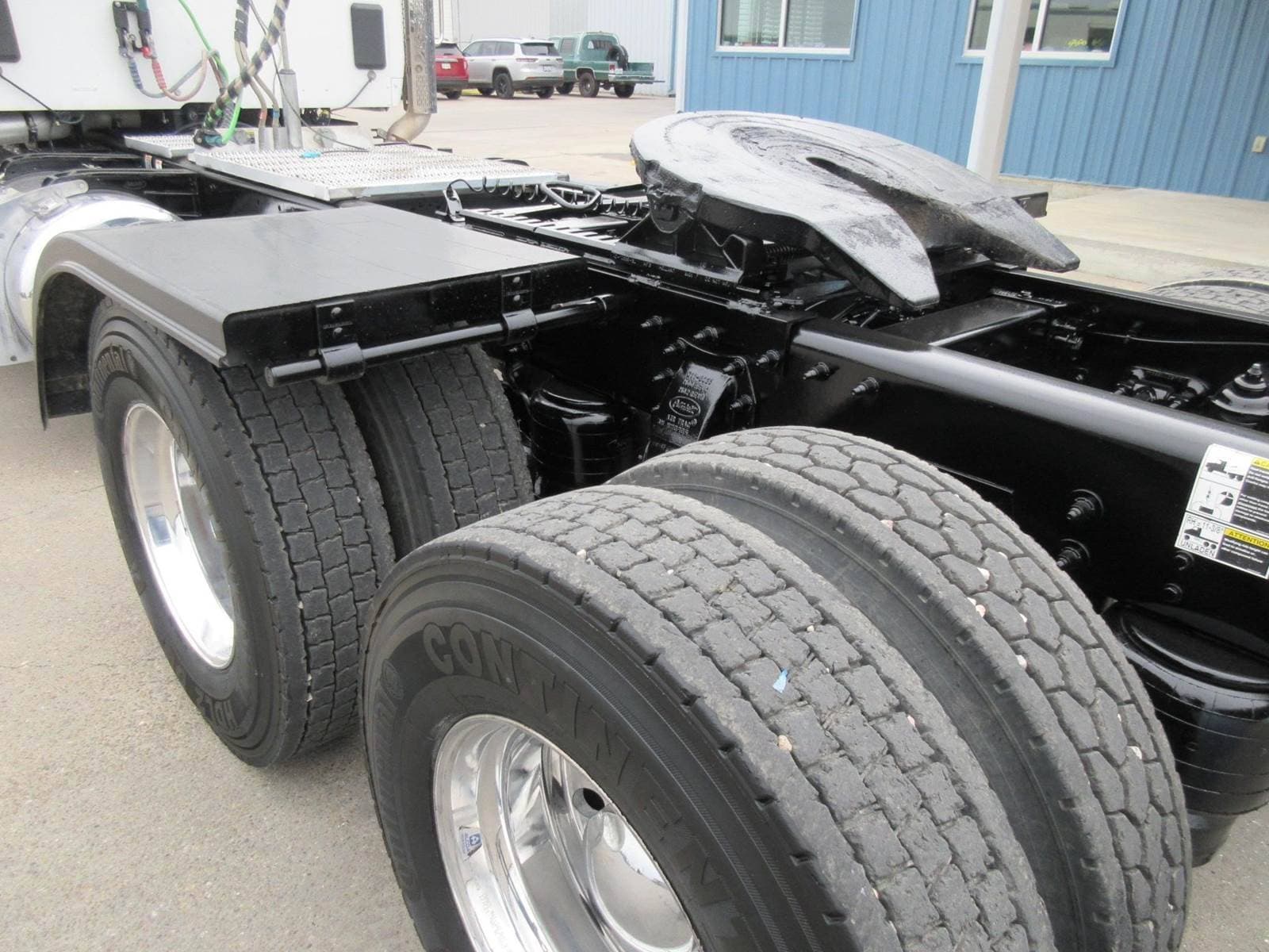2025 Peterbilt 567 image 5