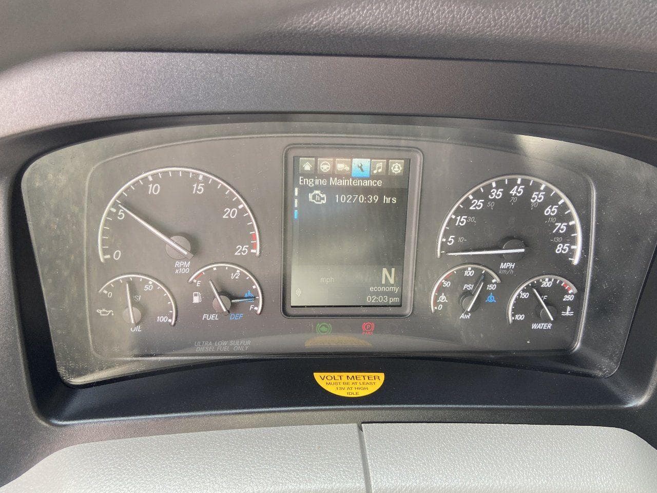 2020 FREIGHTLINER Cascadia CA126 Tandem Axle Sleeper image 13