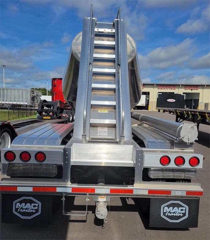 2025 Mac Trailer Mfg 1650 Cft image 7