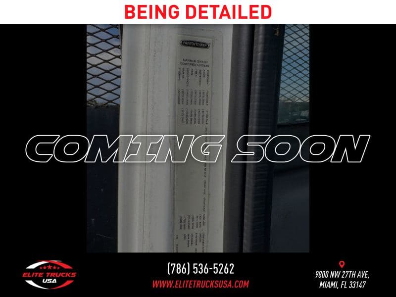 2019 Freightliner M2 106 image 19