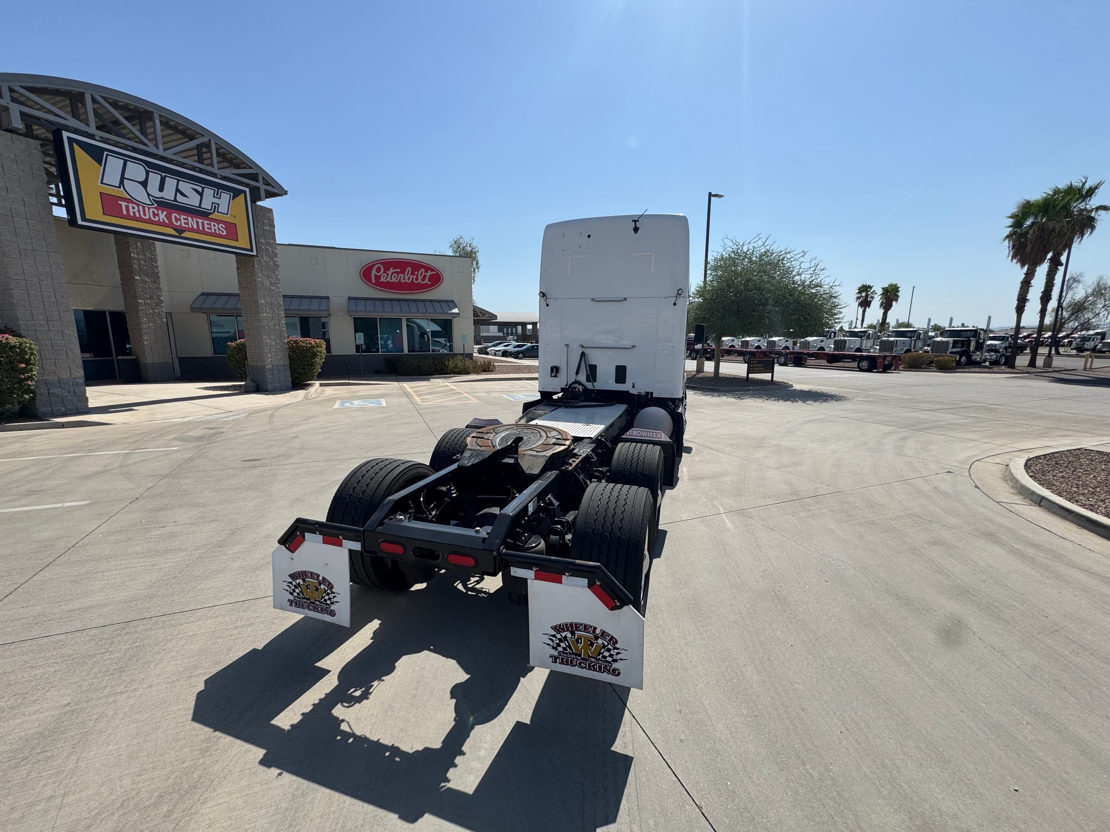 2023 Kenworth T680 image 7