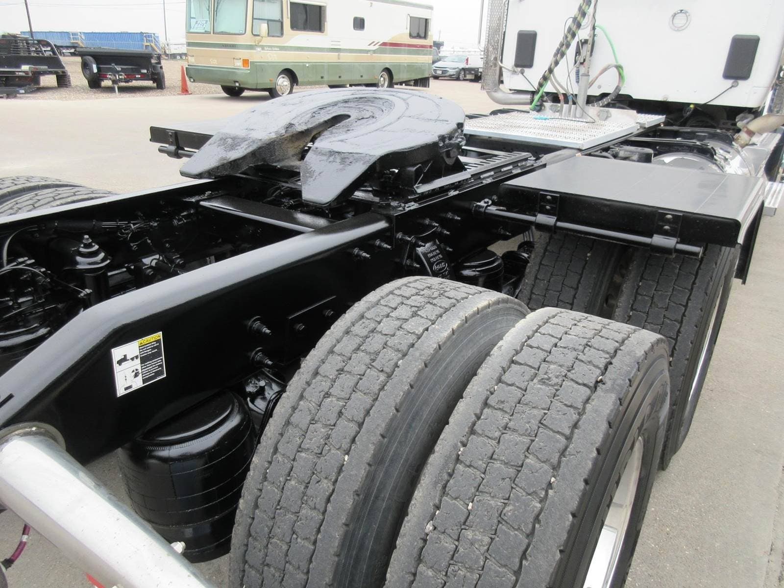 2025 Peterbilt 567 image 6