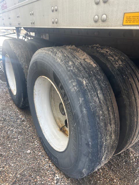 2015 Utility 4000D-X image 6