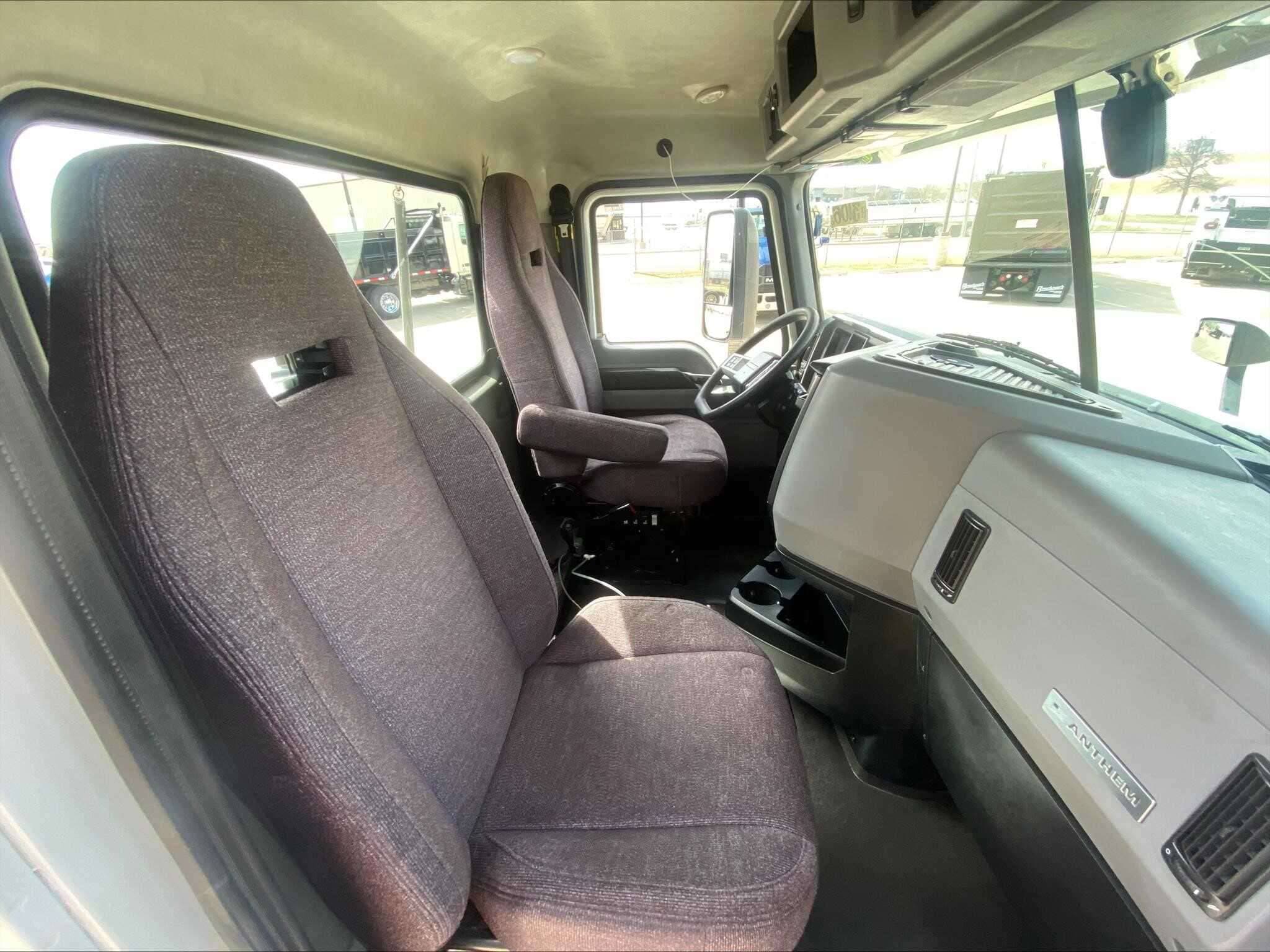 Used 2021 MACK ANTHEM Conventional - Day Cab in Oklahoma City, OK image 8