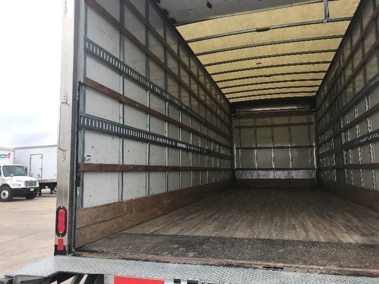 2022 International MV607 Box Truck - 220HP, 6 Speed Automatic, Roll up Door image 11