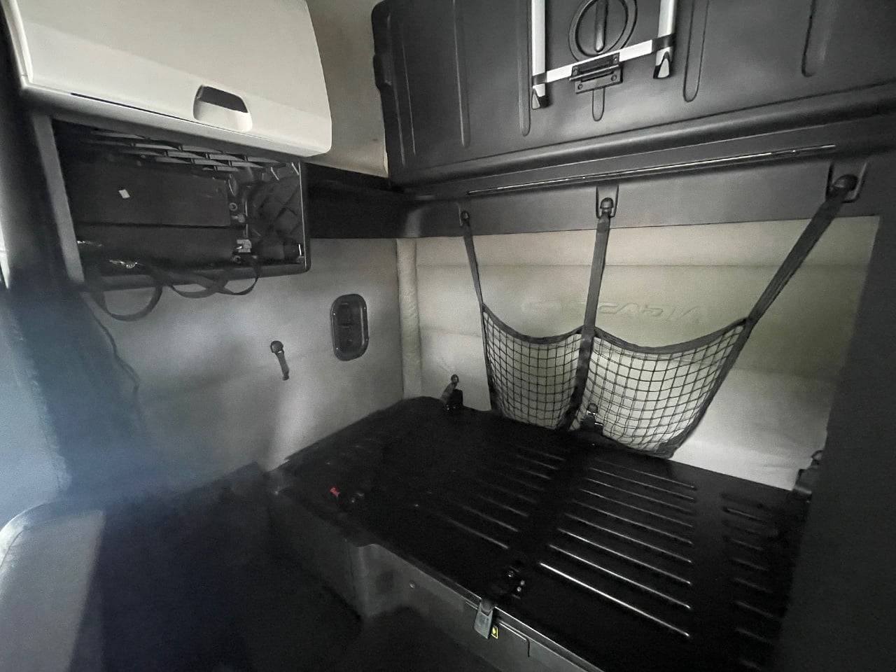 2019 Freightliner Cascadia 126 image 24